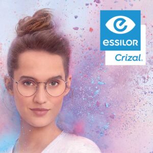 Essilor - французька компанія по виготовленню оптичної лінзи. Багато років займає лідерські позиції серед виробників та виготовила першу в світі прогресивну лінзу.