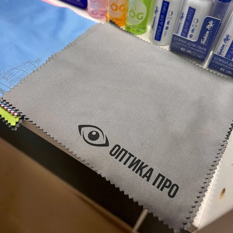 Оптика Новий Розділ - Окуляри та Контактні лінзи 9 optyka-pro-eye-glasses-cleaning-pad-2023