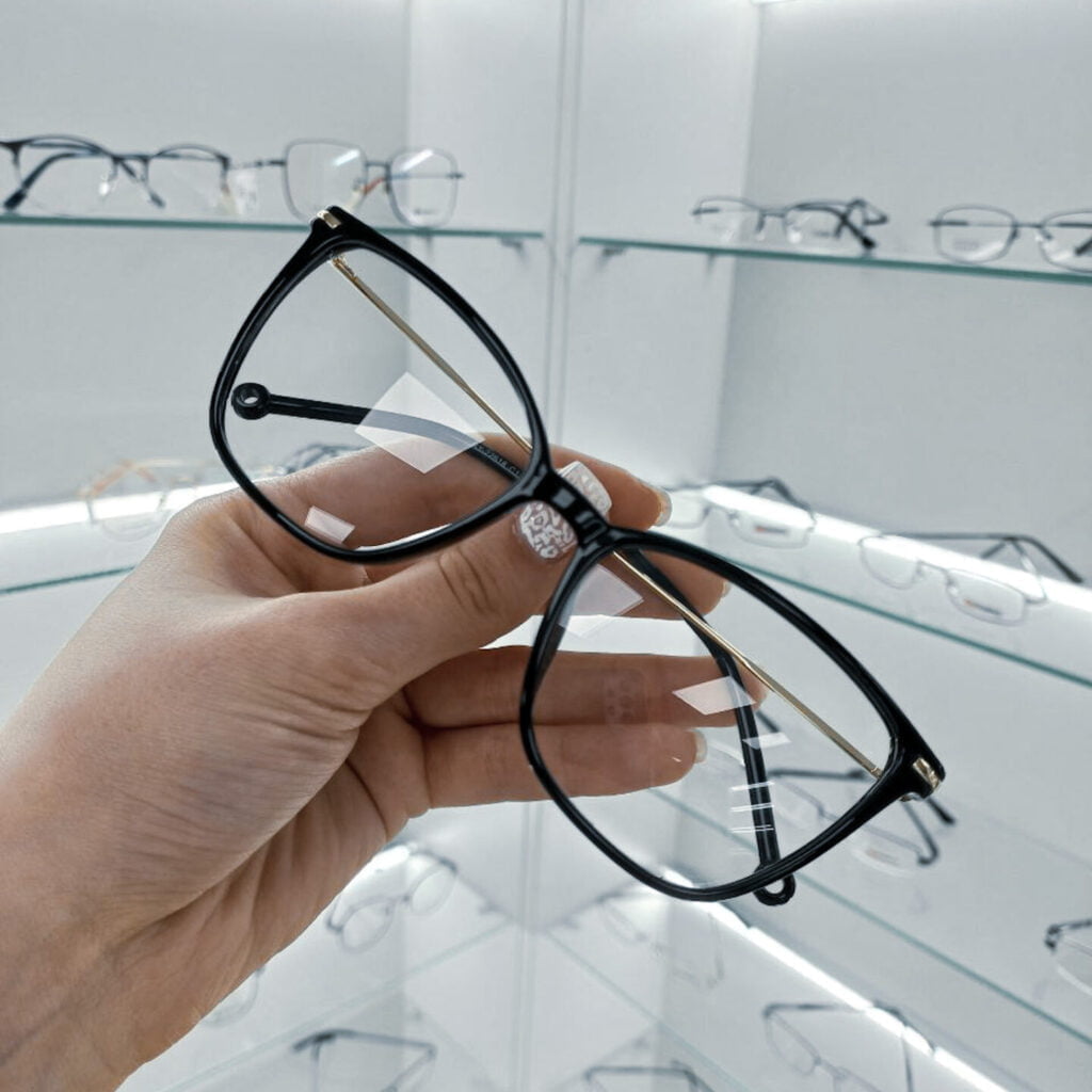 Прогресивні лінзи в окулярах (Оптика ПРО)