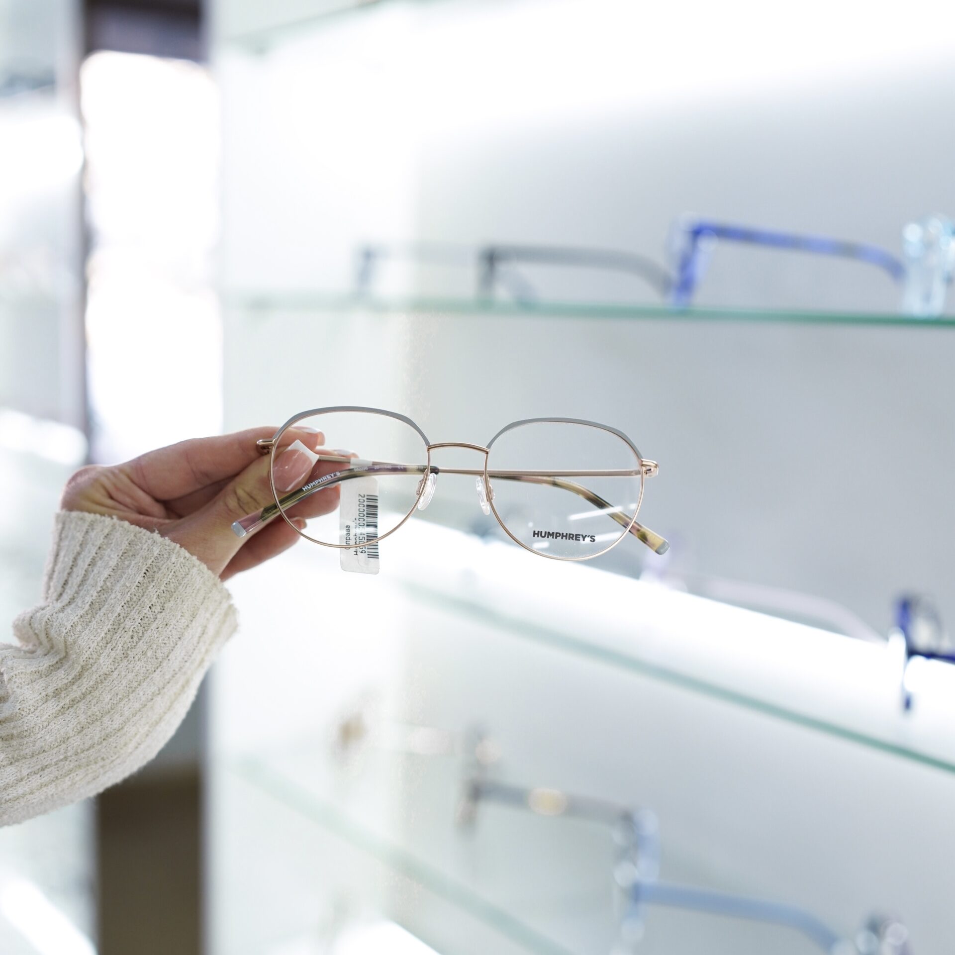 Protect Your Vision with Free Eye Exams, Quality Frames, and Expert Care at OPTYKA PRO